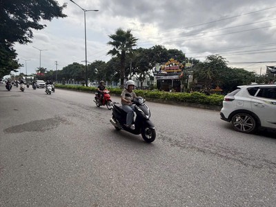 Bán đất mặt đường đôi Vũ Công Đán, ph Tứ Minh, TP HD, 200m2, mt 10m, KD buôn bán, giá siêu tốt 2