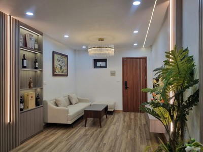 Bán căn hộ khu ĐTM Mễ Trì Hạ 68 2PN full NT đẹp giá nhỉnh 5 tỷ 2