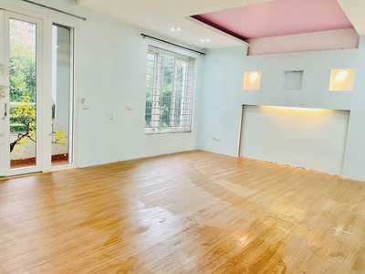 Cho thuê biệt thự KĐT Mỹ Đình 2   200m  4.5 tầng giá 38 triệu/tháng 2