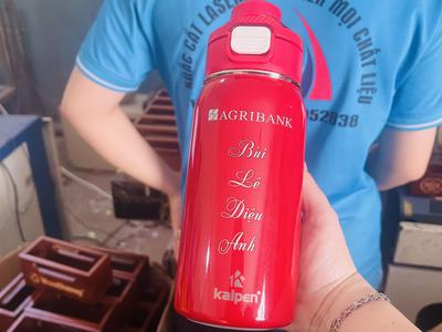 Gia công khắc laser bình giữ nhiệt theo yêu cầu - quà tặng đẳng cấp, dấu ấn riêng biệt 2