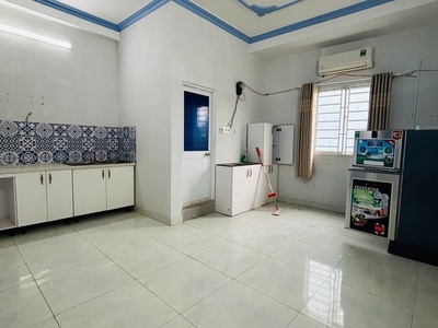 Bán gấp nhà mặt tiền bình hưng bình chánh 100m2, 5 tầng chỉ 8,8 tỷ thương lượng 4