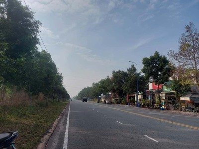 Bán đất Mỹ Phước 4, MT nhựa 25m, Kế ĐH Việt Đức, Kề góc cực thoáng 1