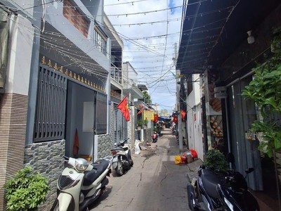 Bán nhà mặt tiền 1041 trần xuân soạn, p. tân hưng, quận 7 0