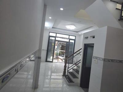Bán nhà mặt tiền 1041 trần xuân soạn, p. tân hưng, quận 7 1