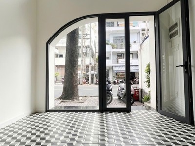 Mặt tiền ngô quyền - nhà 6 tầng - gần 50m - sát chợ nguyễn tri phương 1