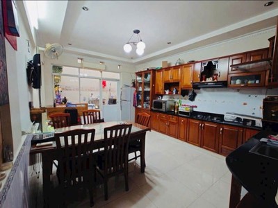 Chủ định cư nước ngoài bán nhanh nhà mặt tiền kinh doanh trịnhđìnhtrọng mới đẹp 4 tầng kiên cố 3