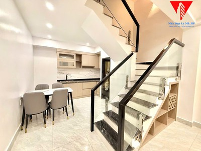 Nhà Cát cụt - lê chân   2,39 tỉ 1