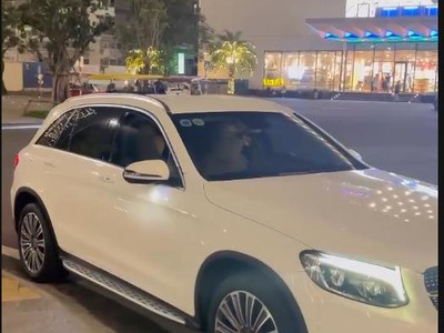 Cần Bán Gấp Mercedes Glc 250 Nhập Đức 2019 Giá Chỉ 868 Triệu 3