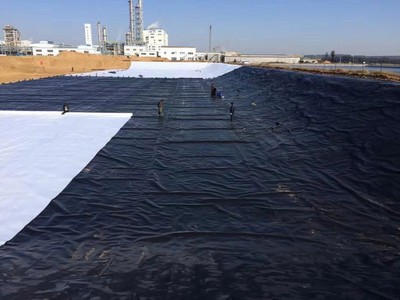 Bạt HDPE dùng làm hầm biogas 2