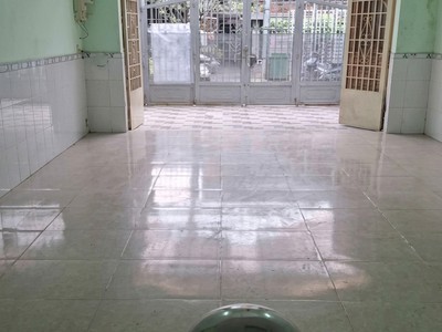 D2649   nhà mặt tiền kinh doanh sát 2 trường đại học q12   giá sụp hầm 6.x tỷ 2