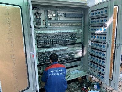 Thi công Lắp Đặt Tủ Điện Công Nghiệp 3PHa 2
