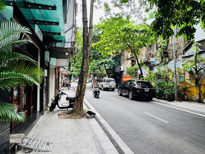 Mặt phố khu Cửa Bắc 105M2 8 Tầng  83 Tỷ Nhà Đẹp Thang Máy Dòng Tiền ỔN ĐỊNH 0