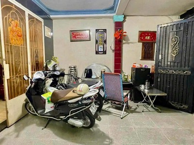Bán nhà hẻm 6m lê trọng tấn - gần phạm đăng giảng, 2 tầng - 6pn, sổ a4, hạ còn 6,5 tỷ. 0
