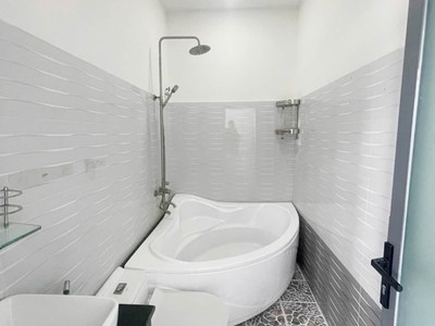 Bán tòa chdv 4 tầng mã lò giáp tân phú 96m2 6x16m doanh thu 50 tr 4