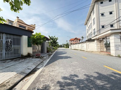 157m2 đất mặt trục liên Phường tại Quốc Tuấn - An Dương...hơn 2 tỷ 3