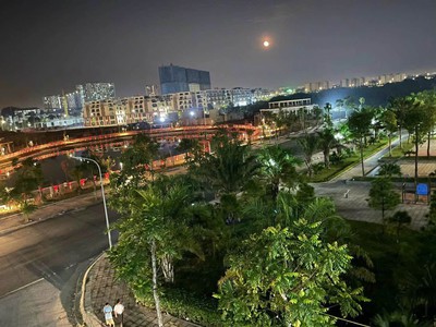 Cho thue mbkd Phố Ngọc Thuỵ - vỉa hè, ô tô, lô góc, Kd văn phòng, cofffe, phòng tập.. 0
