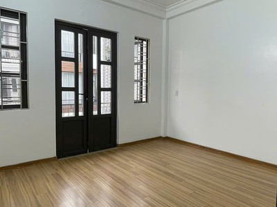 Cho thuê nhà làm văn phòng , gia đinh ở lâu dài tại khu chợ đầu mối Hoa Quả , Sở Dầu , Hồng Bàng 0