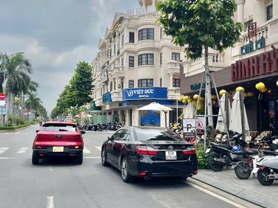 Cho thuê văn phòng cityland gò vấp không gian chuyên nghiệp, vào làm việc ngay 2