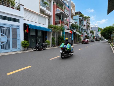 Bán nhà mặt tiền tô hiệu tân phú - giáp đầm sen, 73m , chỉ 8.x tỷ 1