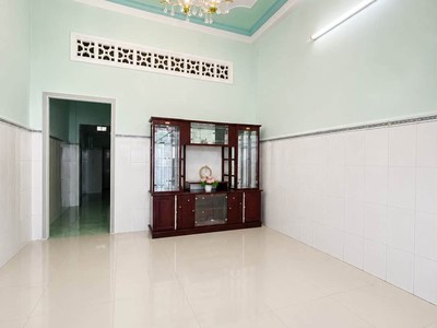 Bán nhà mặt tiền tô hiệu tân phú - giáp đầm sen, 73m , chỉ 8.x tỷ 3