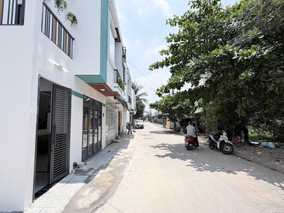 Mình cần bán căn nhà ở ngay gần chợ mỹ hạnh nam, đức hòa, long an 3