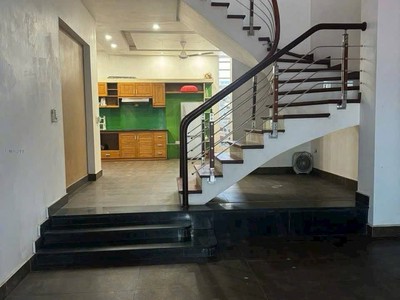 Cho thuê căn biệt thự mini 2 tầng mặt phố khu Hải Tân, TP Hải Dương, 128m2, 4 ngủ, sân cổng, giá tốt 2