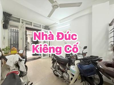Tận 7PN - Nhà Gần Chợ NHẬT TẢO, ĐH KINH TẾ, BV CHỢ RẪY - Nhà 5 Tấm - Chỉ 6 Tỷ 2