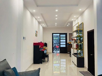 Bán biệt thự sân vườn MT đường số 6D Khu Phước Bình, P. Phước Long, TP. Thủ Đức 4