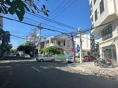 Bán căn góc 2 mặt tiền vị trí đẹp trung tâm tp. Nha Trang, đường Lê Chân, tham khảo chốt ngay giá tố 2