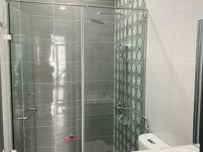 Cho thuê phòng ban công thoáng mát phan xích long, phú nhuận 3