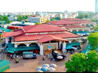 Bán đất chợ hội đô lô 2 mặt đường, kinh doanh cực tốt chỉ 3.3ty 2