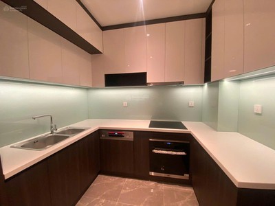 Cho thuê căn hộ cao cấp the gloria số 8 nguyên hồng, đống đa 4