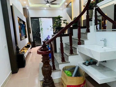 Bán nhà ngõ phố Quang Trung đối diện Viện Mắt, TP HD, 45.6m2, mt 4m, 3 ngủ, 2 vs, nhà dân xây 6