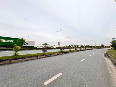 Bán đất mặt đường Bùi Viện  TĐC 9,2ha  - giá rẻ giật mình - 84 tr/m2 2