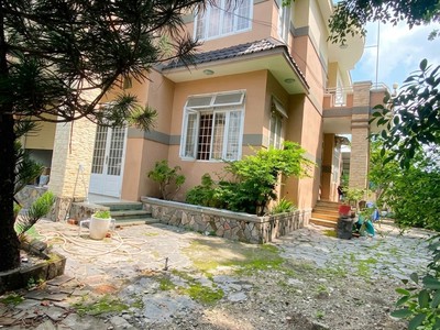 L2664 biệt thự sân vườn 661m2 sát chợ hóc môn, giá chỉ 18.x tỷ 0