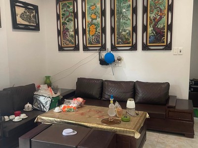 Bán nhà mặt phố bát đàn, 90m2, 4 tầng, mặt tiền 3.3m, 54.5 tỉ, dòng tiền 130 tr/th 0