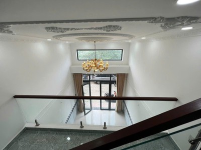 Bán nhà đẹp 6 tầng dòng tiền 30tr / tháng lạc long quân quận 11 đường 8m nhỉnh 9 tỷ 1