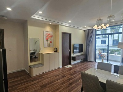 Cho thuê căn hộ 2PN cao cấp giá tốt tại VInhomes Marina 1