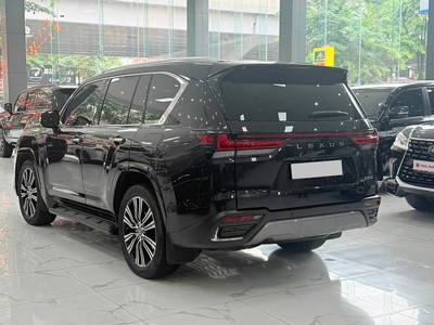 Bán Lexus LX600 Urban 7 chỗ màu Đen. Xe cực đẹp. 5