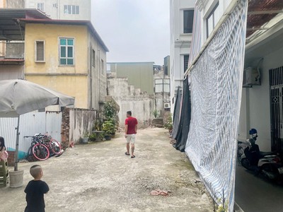 Bán Đất Trường Lâm, Long Biên 173m2 Cách Phố 15m, Đường Ô Tô 7 Chỗ, Sát Bệnh Viện Đức Giang 1