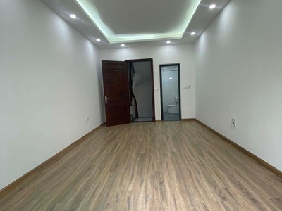 Nhà Đẹp Giang Xá Trôi 32m - 5 Tầng ô tô 50m - Không Quy Hoạch 4ty7 1
