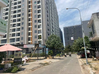 Hot  hot   hot   bán siêu phẩm 2 lô đất liền kề đã xây hết đất 0