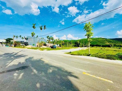 Bán gấp còn 3 lô cuối đất đẹp Hòa Tiến, Hòa Vang, thuận tiện các nơi chỉ 20p đi xe 4