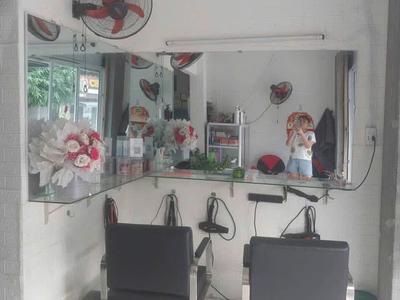Sang nhượng nhanh tiệm nail - gội đầu - tóc iot tại thủ đức 1