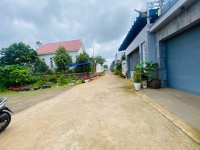 Bán 369m2 đất trần phú thị trấn liên nghĩa đức trọng lâm đồng giá 4.7 tỷ 0