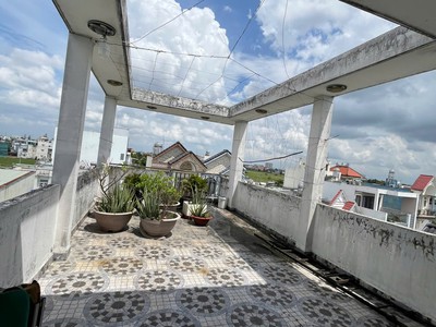 L2670 lô góc 2 mặt thoáng sát chợ bà điểm - chỉ 10.x tỷ 3
