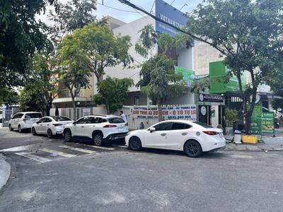 Đơn vị cho thuê xe tự lái - có lái uy tín số 1 Đà Nẵng 0