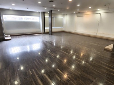 Cho thuê nhà mặt tiền đường Nguyễn Thị Minh Khai, Phường Bàn Cờ, Quận 3. DTSD: 340M2 3