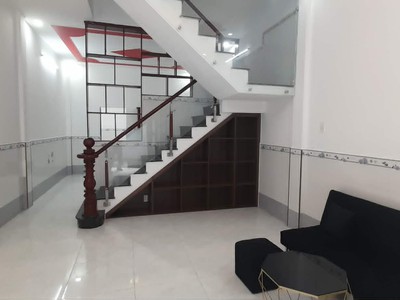 Bán Nhà Hẻm Xe Hơi 5M Gần Chợ BÌNH CHÁNH 4