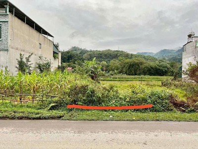 Cắt lỗ sâu đất mặt quốc lộ 2 km26 việt lâm, vị xuyên, hà giang - 100m2 thổ cư, giá nào cũng bán 1